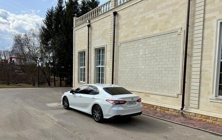 Toyota Camry, 2021 год, 3 700 000 рублей, 3 фотография