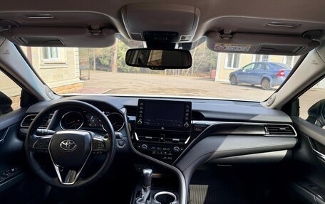 Toyota Camry, 2021 год, 3 700 000 рублей, 11 фотография