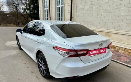 Toyota Camry, 2021 год, 3 700 000 рублей, 25 фотография