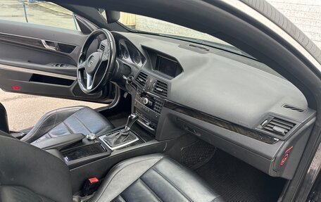 Mercedes-Benz E-Класс, 2012 год, 1 200 000 рублей, 7 фотография