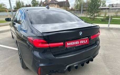 BMW 5 серия, 2018 год, 3 070 000 рублей, 8 фотография