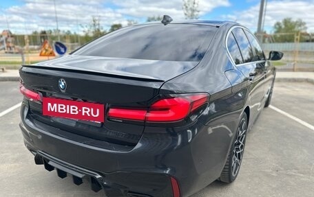 BMW 5 серия, 2018 год, 3 070 000 рублей, 11 фотография