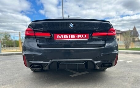 BMW 5 серия, 2018 год, 3 070 000 рублей, 10 фотография