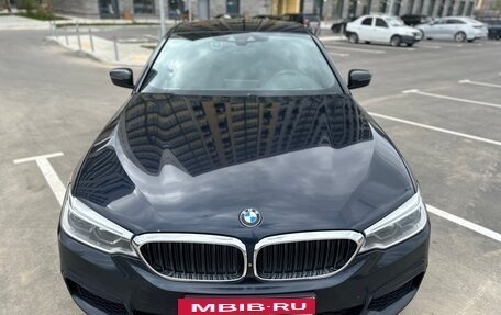 BMW 5 серия, 2018 год, 3 070 000 рублей, 3 фотография