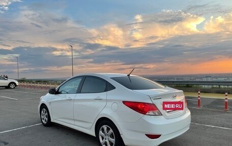 Hyundai Solaris II рестайлинг, 2013 год, 620 000 рублей, 7 фотография