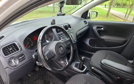 Volkswagen Polo VI (EU Market), 2013 год, 730 000 рублей, 11 фотография