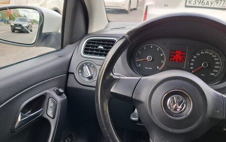 Volkswagen Polo VI (EU Market), 2013 год, 730 000 рублей, 19 фотография
