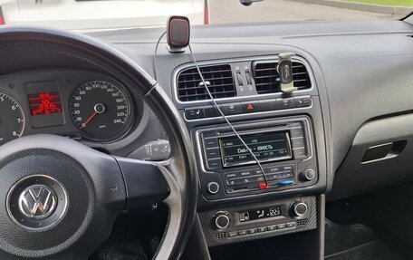 Volkswagen Polo VI (EU Market), 2013 год, 730 000 рублей, 18 фотография
