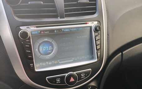 Hyundai Solaris II рестайлинг, 2012 год, 799 000 рублей, 7 фотография