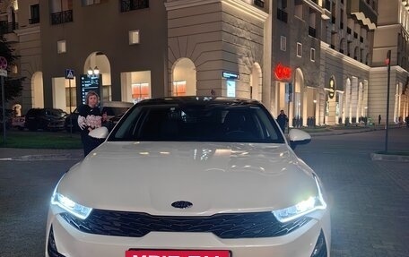 KIA K5, 2021 год, 2 830 000 рублей, 2 фотография