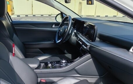 KIA K5, 2021 год, 2 830 000 рублей, 25 фотография