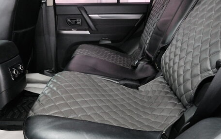 Mitsubishi Pajero IV, 2015 год, 2 599 000 рублей, 21 фотография