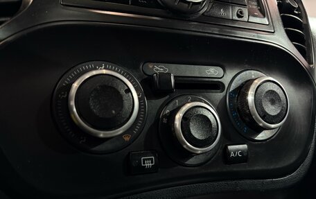 Nissan Juke II, 2011 год, 757 000 рублей, 11 фотография