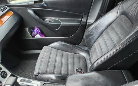 Volkswagen Passat B6, 2006 год, 550 000 рублей, 13 фотография