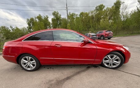 Mercedes-Benz E-Класс, 2009 год, 1 250 000 рублей, 2 фотография