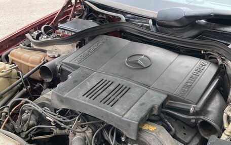 Mercedes-Benz E-Класс, 1994 год, 650 000 рублей, 4 фотография