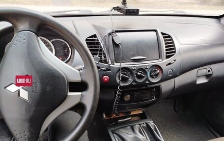 Mitsubishi L200 IV рестайлинг, 2014 год, 1 530 000 рублей, 8 фотография