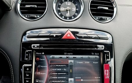 Peugeot RCZ I рестайлинг, 2012 год, 1 400 000 рублей, 17 фотография