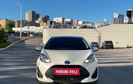 Toyota Aqua I, 2018 год, 1 345 990 рублей, 6 фотография