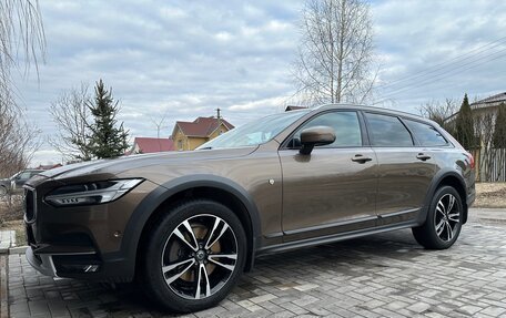 Volvo V90 Cross Country I рестайлинг, 2017 год, 3 125 000 рублей, 14 фотография