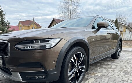 Volvo V90 Cross Country I рестайлинг, 2017 год, 3 125 000 рублей, 15 фотография