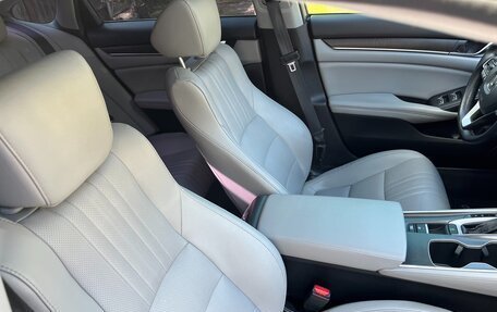 Honda Accord IX рестайлинг, 2019 год, 2 490 000 рублей, 16 фотография