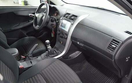 Toyota Corolla, 2011 год, 975 000 рублей, 18 фотография