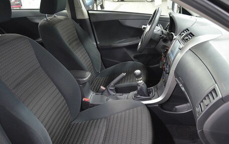 Toyota Corolla, 2011 год, 975 000 рублей, 19 фотография