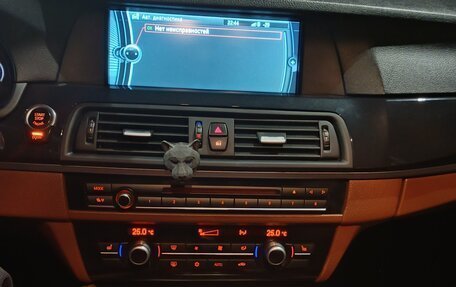 BMW 5 серия, 2011 год, 1 770 000 рублей, 12 фотография