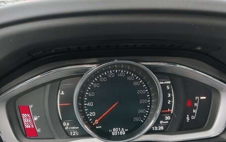 Volvo XC60 II, 2017 год, 2 990 000 рублей, 10 фотография