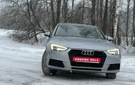 Audi A4, 2019 год, 2 500 000 рублей, 12 фотография