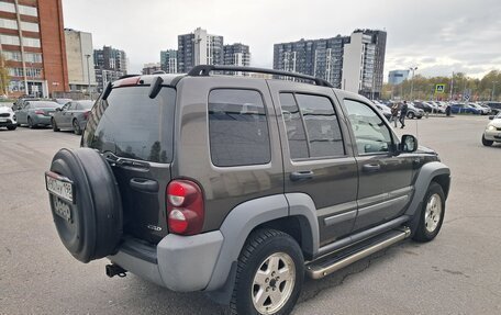 Jeep Liberty (North America) I, 2004 год, 610 000 рублей, 7 фотография