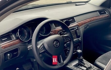Skoda Superb III рестайлинг, 2014 год, 1 450 000 рублей, 12 фотография