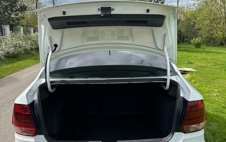 Volkswagen Polo VI (EU Market), 2018 год, 980 000 рублей, 34 фотография