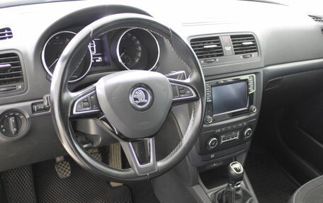 Skoda Yeti I рестайлинг, 2015 год, 1 380 000 рублей, 12 фотография