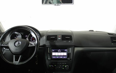 Skoda Yeti I рестайлинг, 2015 год, 1 380 000 рублей, 10 фотография