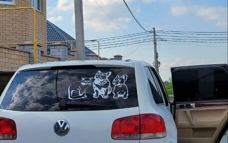 Volkswagen Touareg III, 2005 год, 980 000 рублей, 10 фотография