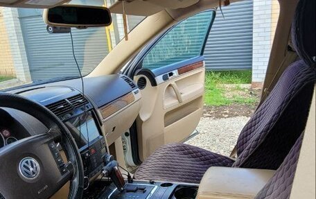 Volkswagen Touareg III, 2005 год, 980 000 рублей, 20 фотография