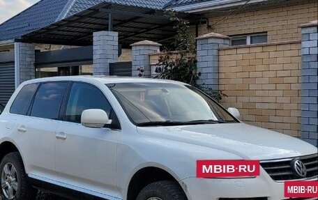 Volkswagen Touareg III, 2005 год, 980 000 рублей, 3 фотография