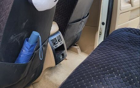 Volkswagen Touareg III, 2005 год, 980 000 рублей, 25 фотография