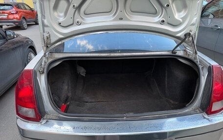 Chrysler 300C II, 2005 год, 695 000 рублей, 20 фотография