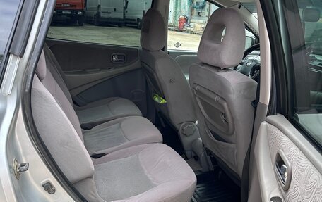 Nissan Tino, 2002 год, 500 000 рублей, 11 фотография