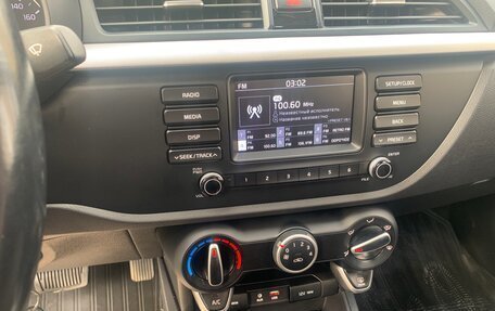 KIA Rio IV, 2017 год, 1 490 000 рублей, 10 фотография