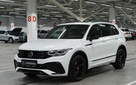 Volkswagen Tiguan II, 2021 год, 4 419 950 рублей, 5 фотография