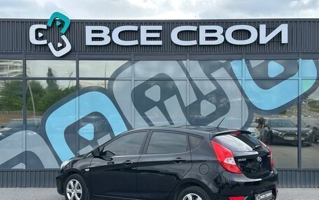 Hyundai Solaris II рестайлинг, 2013 год, 749 000 рублей, 3 фотография