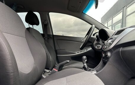 Hyundai Solaris II рестайлинг, 2013 год, 749 000 рублей, 7 фотография