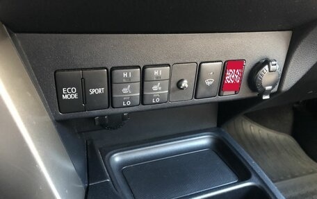 Toyota RAV4, 2014 год, 1 900 000 рублей, 14 фотография