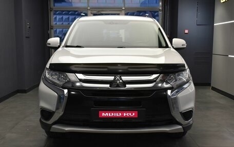 Mitsubishi Outlander III рестайлинг 3, 2017 год, 1 890 000 рублей, 1 фотография