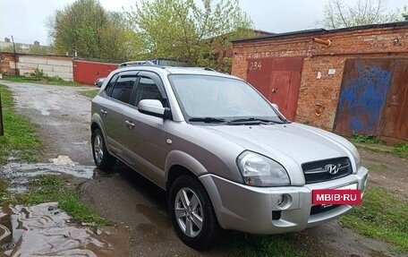 Hyundai Tucson III, 2004 год, 800 000 рублей, 3 фотография