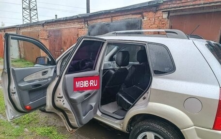 Hyundai Tucson III, 2004 год, 800 000 рублей, 14 фотография